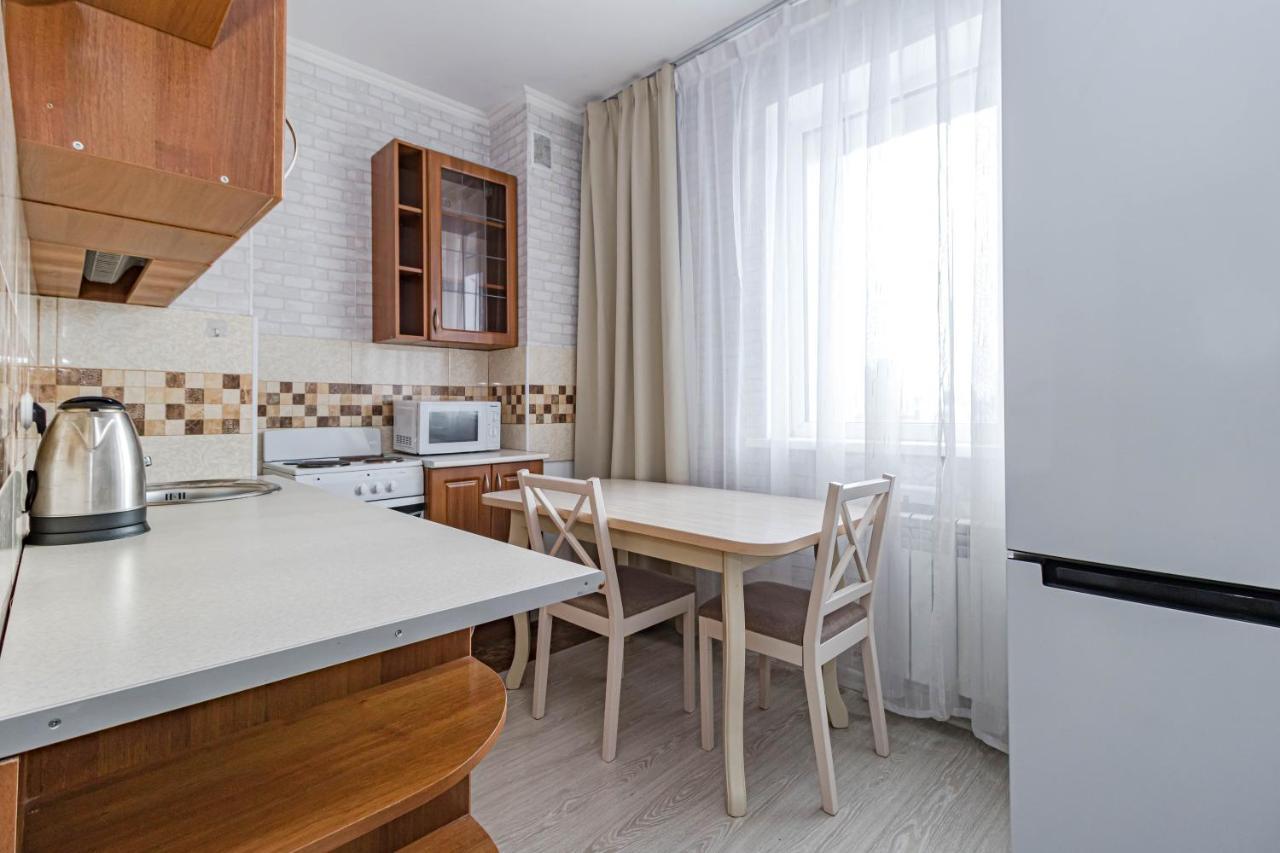 Apartments 7 Я-21/5-39 아스타나 외부 사진