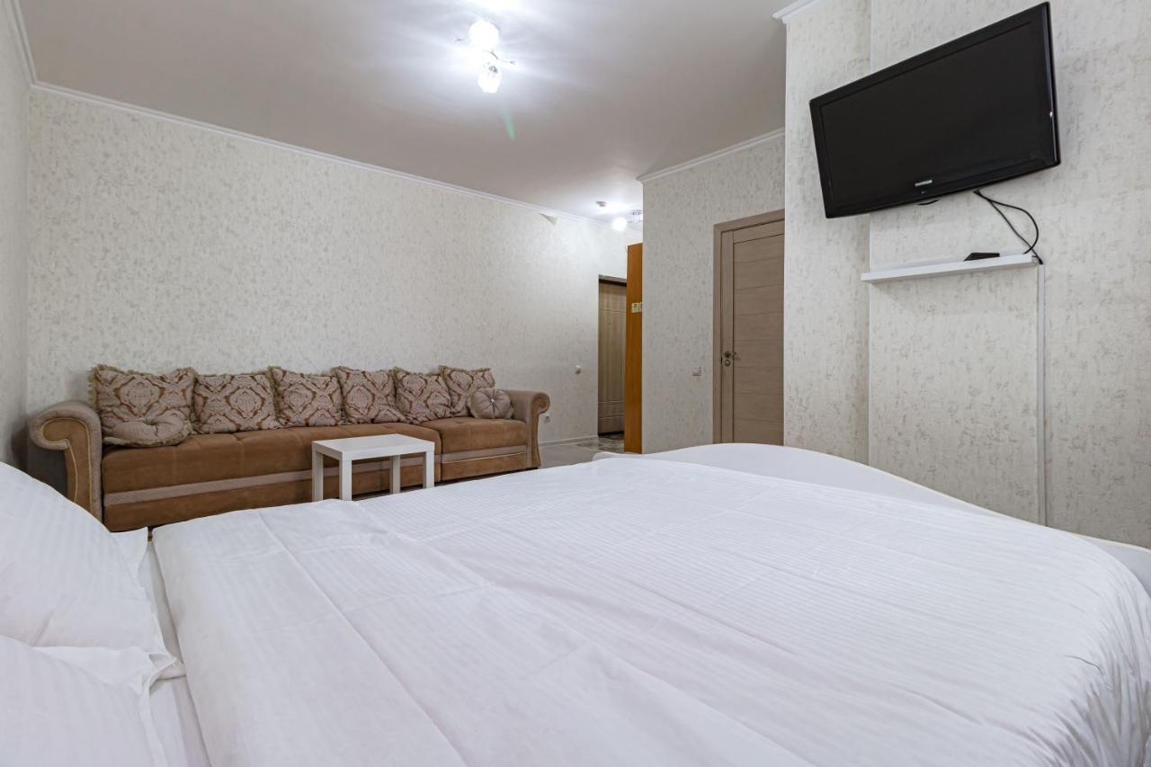 Apartments 7 Я-21/5-39 아스타나 외부 사진